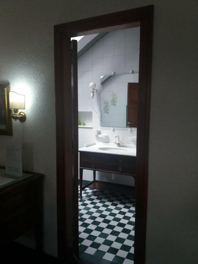 B&B Arechi ซาแลร์โน ภายนอก รูปภาพ