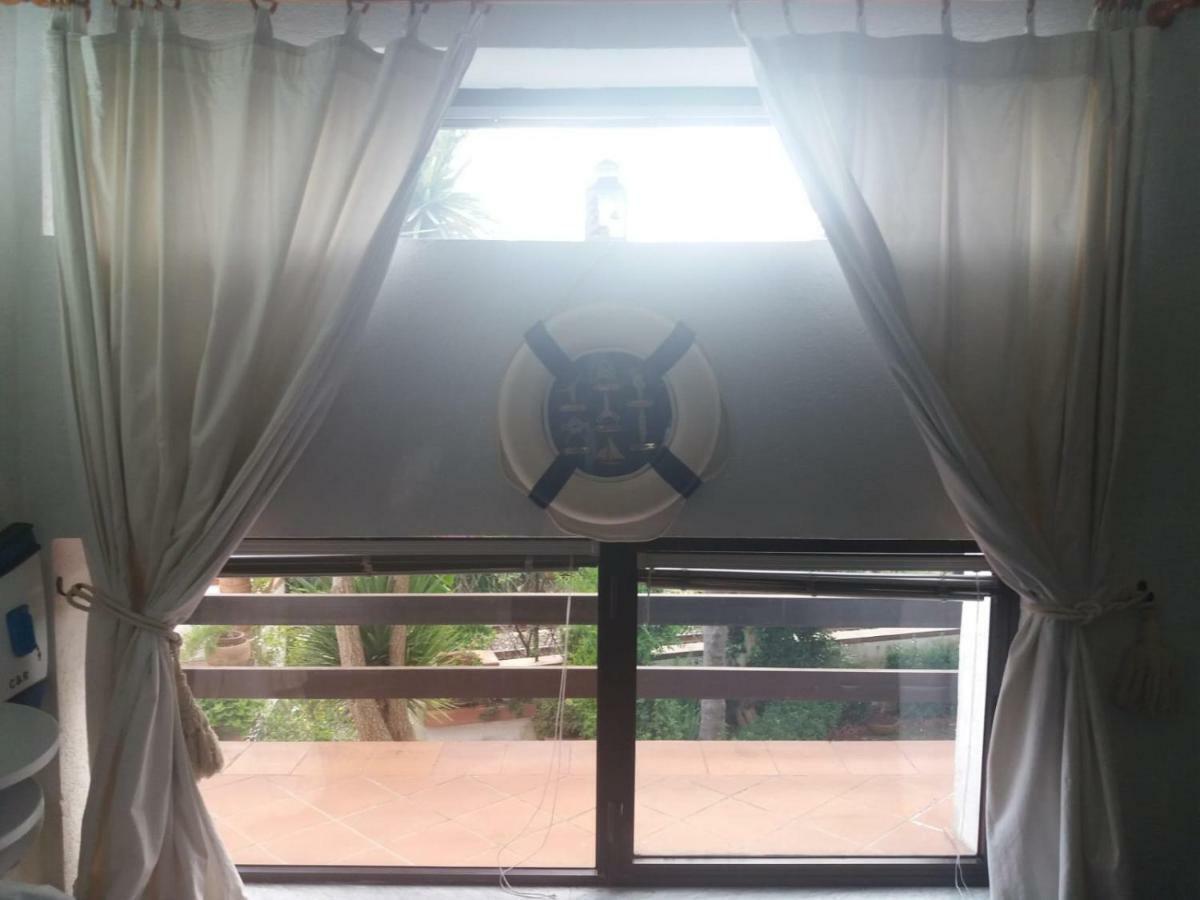 B&B Arechi ซาแลร์โน ภายนอก รูปภาพ