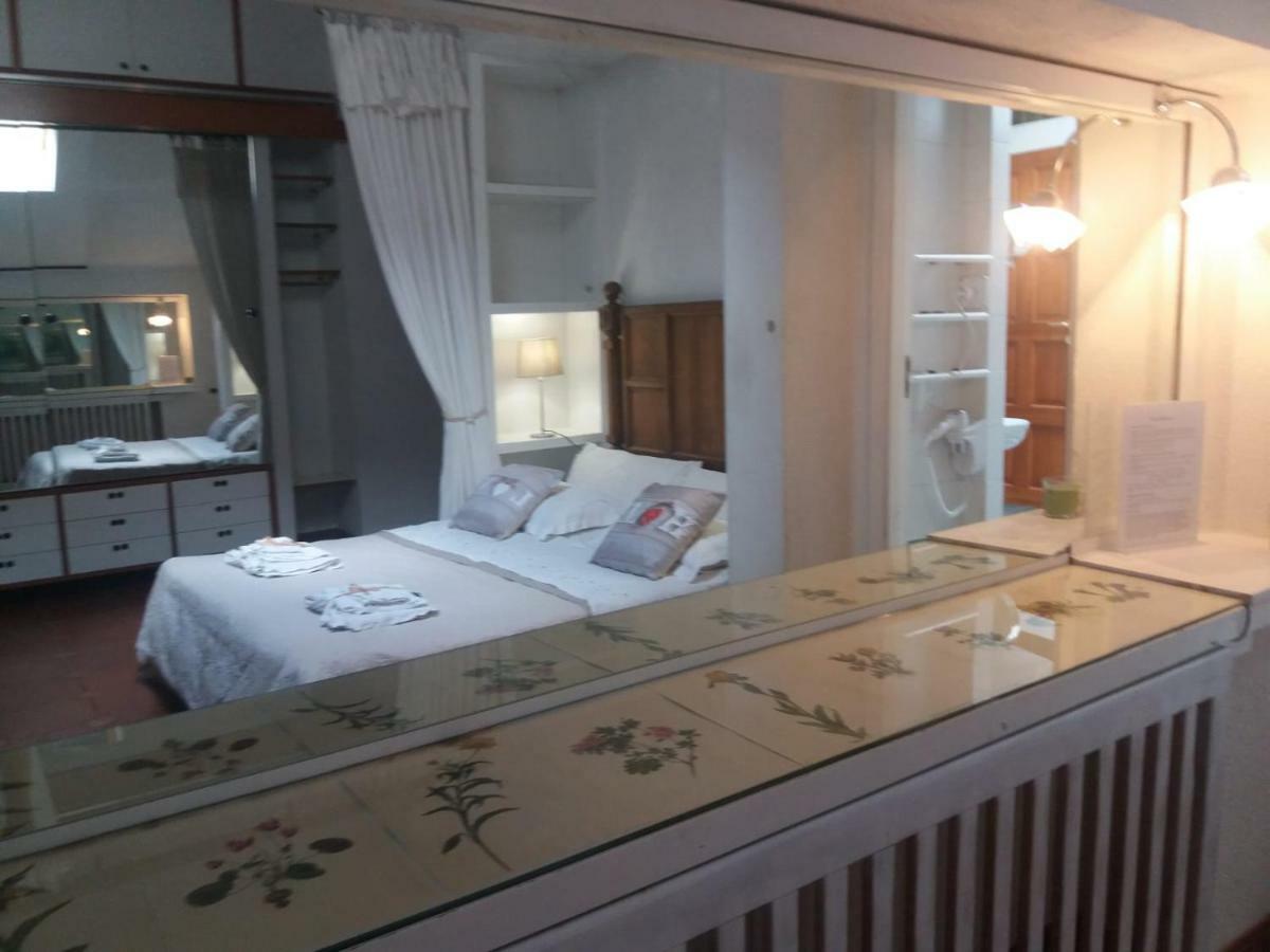 B&B Arechi ซาแลร์โน ภายนอก รูปภาพ