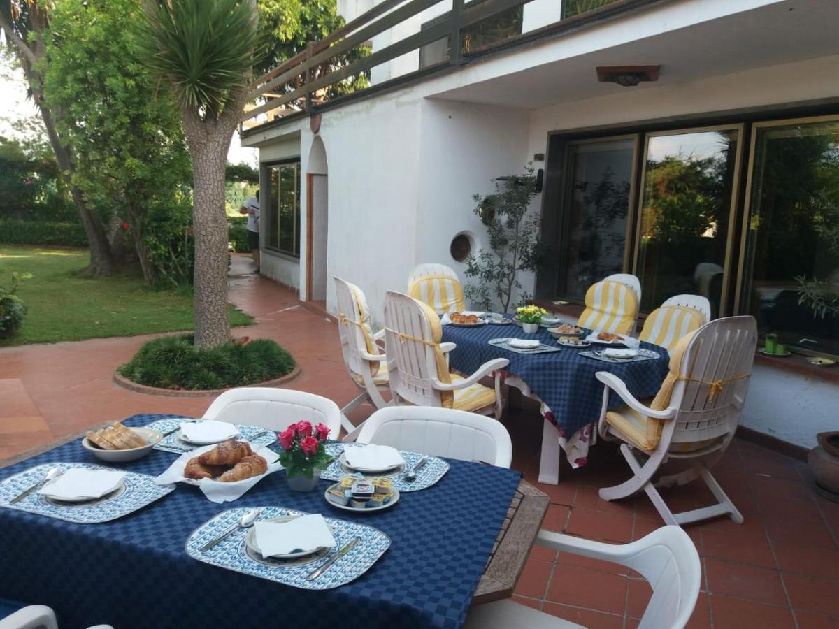 B&B Arechi ซาแลร์โน ภายนอก รูปภาพ
